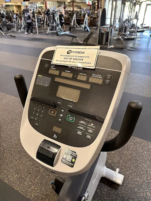 24 Hour Fitness Picture 6