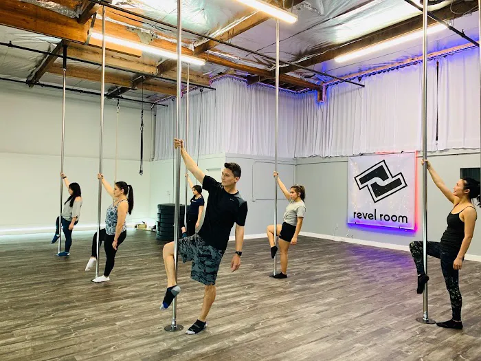 Revel Room Studios - Milpitas Picture 10