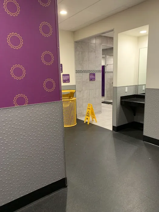 Planet Fitness Picture 5