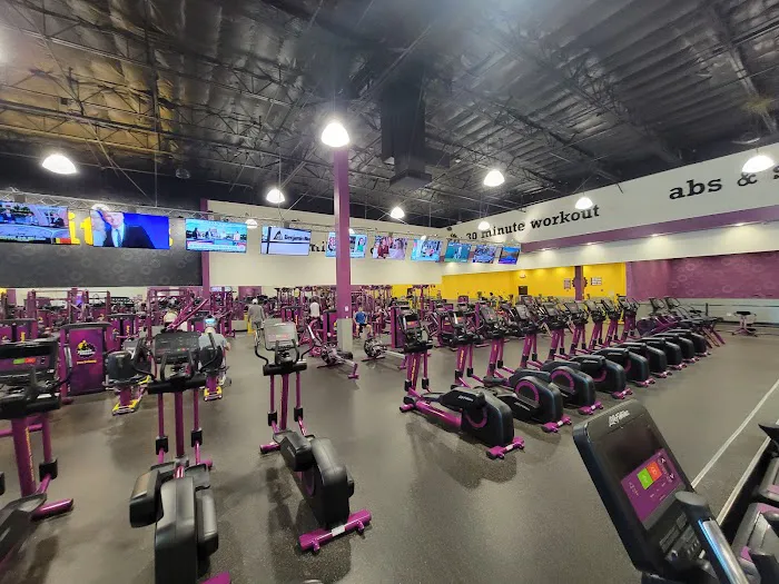 Planet Fitness Picture 4