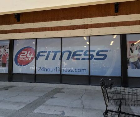 24 Hour Fitness