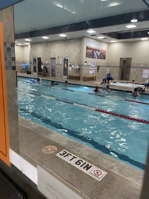 24 Hour Fitness Picture 6