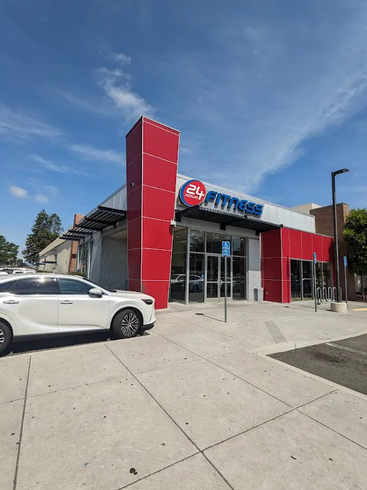 24 Hour Fitness Picture 5