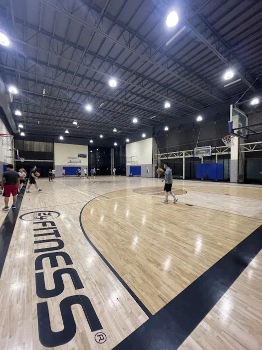 24 Hour Fitness Picture 2