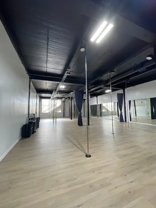 Revel Room Studios - San Jose Picture 5