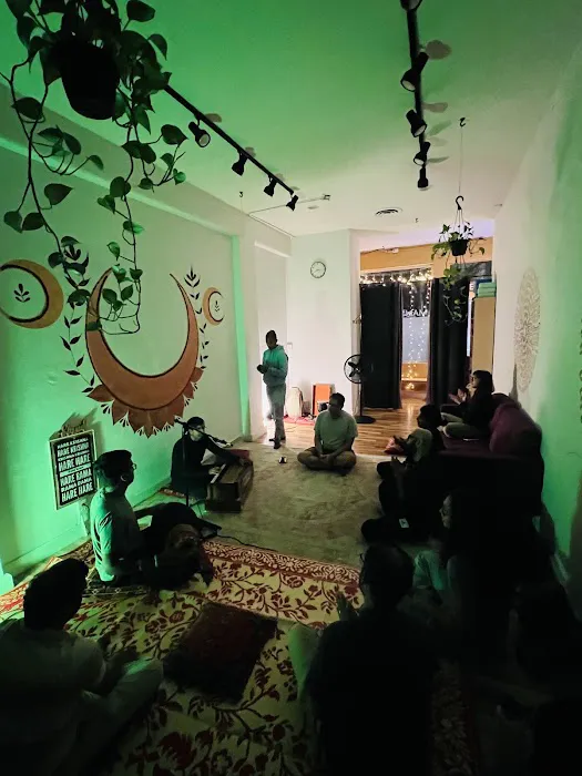 Mantra Room: Yoga, Music Meditation & Meals Picture 6