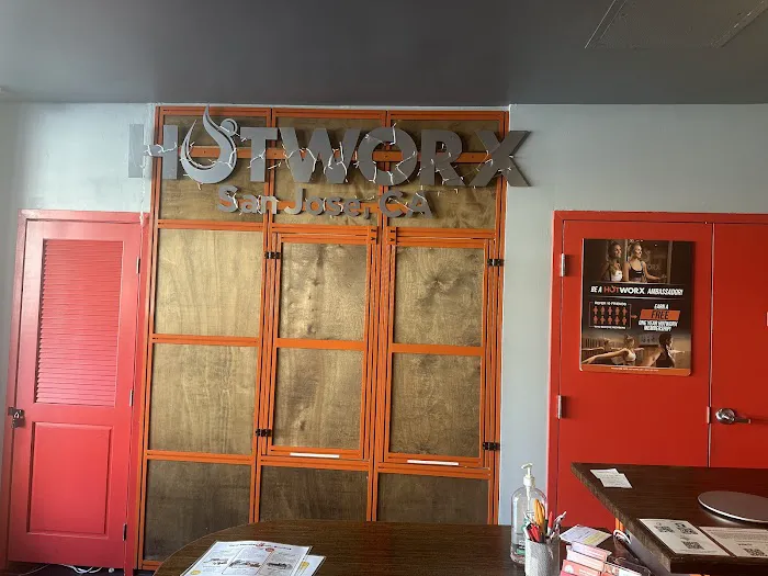 HOTWORX - San Jose, CA - Downtown Picture 3