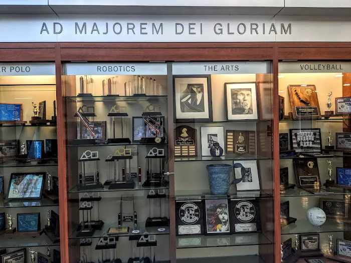 Patrick Wayne Valley Memorial Gymnasium Picture 5