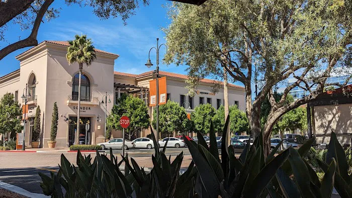 CorePower Yoga - Santa Clara Square Picture 2