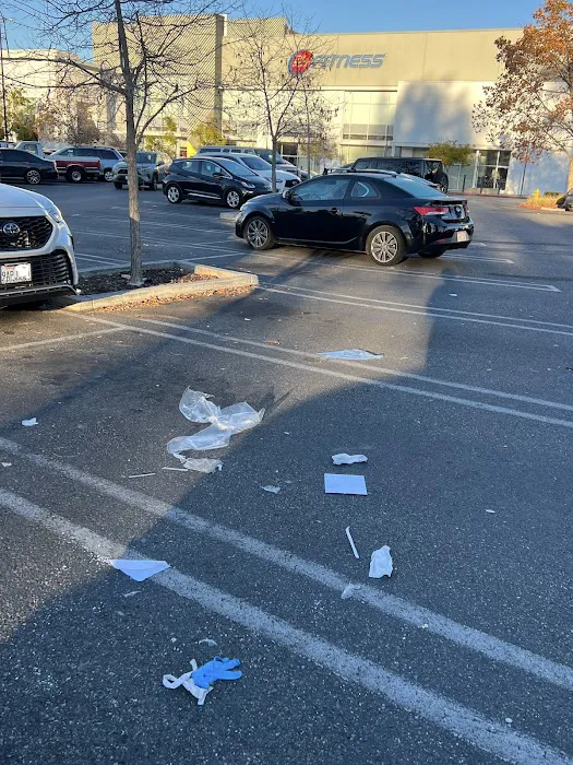 24 Hour Fitness Picture 10