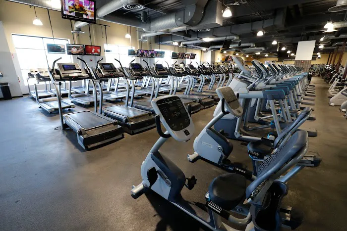 24 Hour Fitness Picture 1