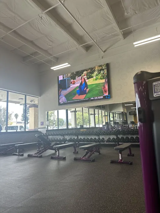 Planet Fitness Picture 7