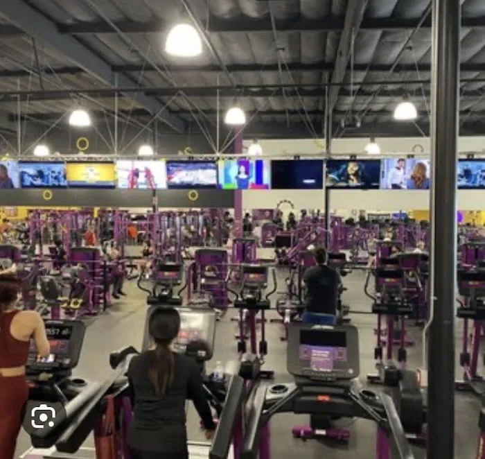 Planet Fitness Picture 1