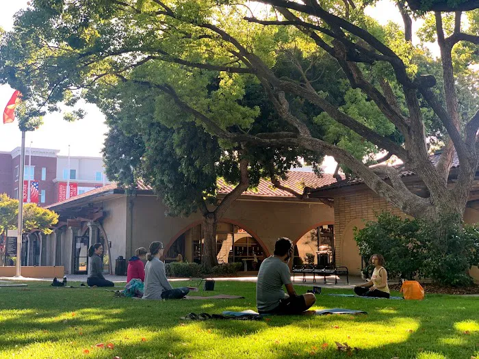 Jiaren Yoga Studio Picture 2