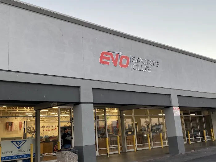 Evo Sports Expo HQ Picture 5