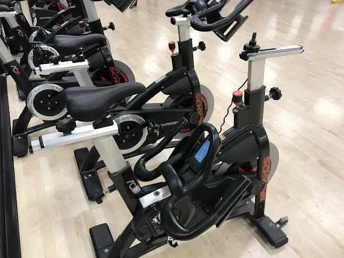 24 Hour Fitness Picture 4