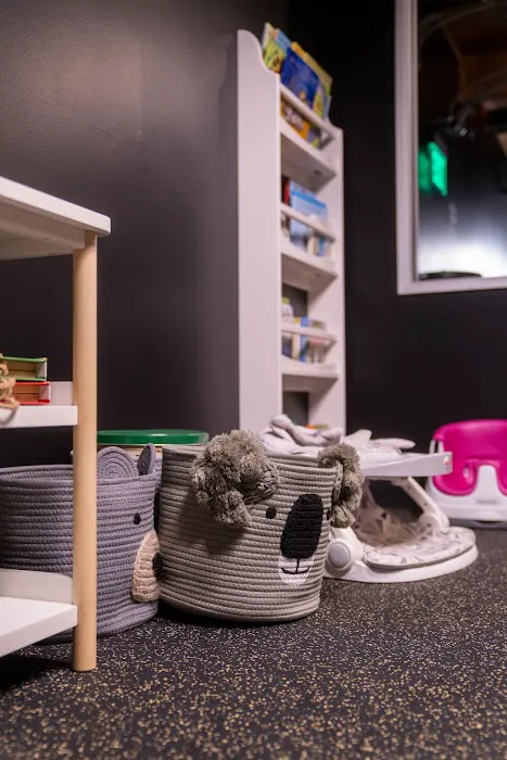 Studio Willow Glen Picture 10