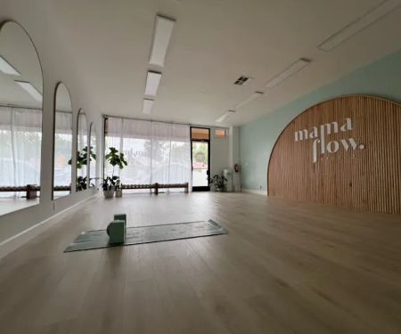 Mama Flow Studio