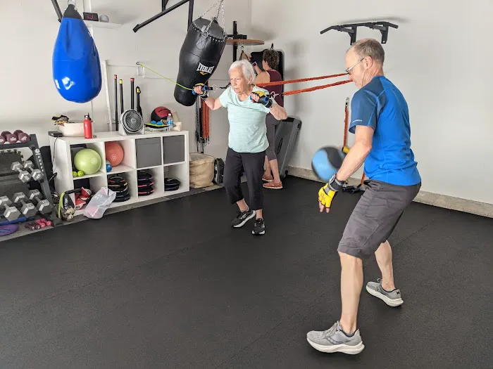 Parkies Punch Back Picture 4