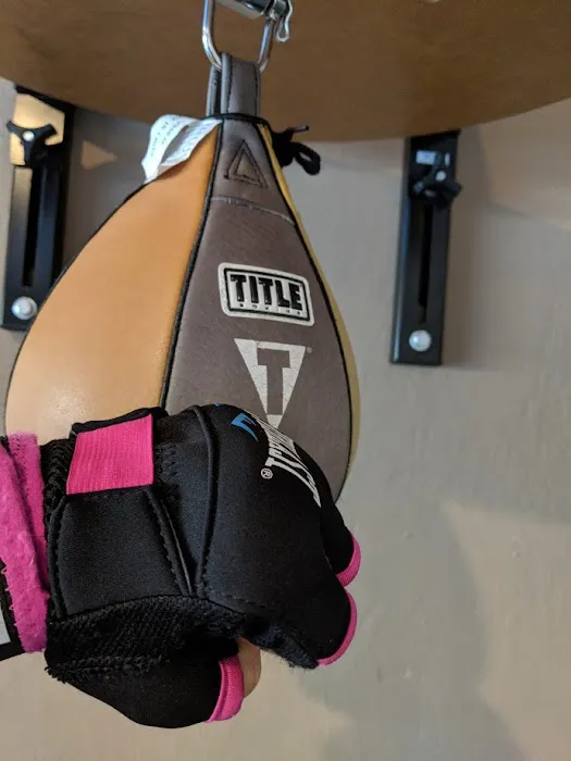 Parkies Punch Back Picture 8