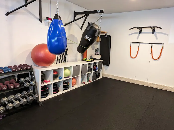 Parkies Punch Back Picture 9