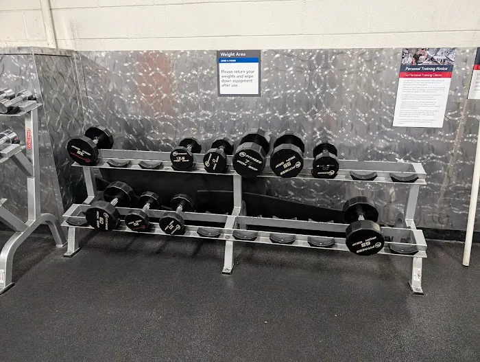 24 Hour Fitness Picture 3