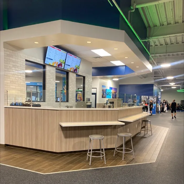 UFC FIT San Jose - Oakridge Picture 4