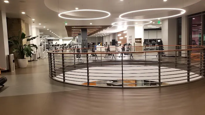 The Club at Moffett Towers 2 Picture 2