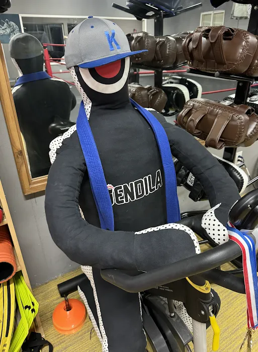 Kadukus Combat Club Picture 2