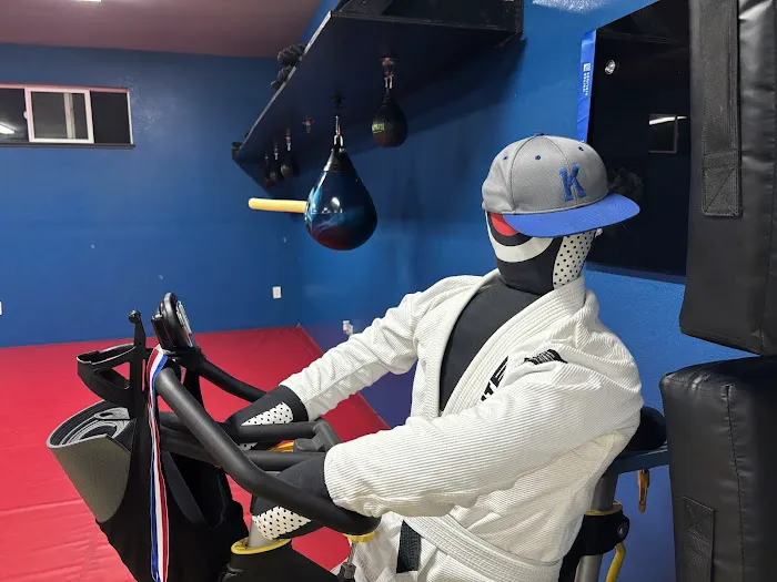 Kadukus Combat Club Picture 7