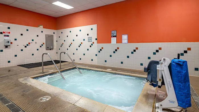 24 Hour Fitness Picture 7