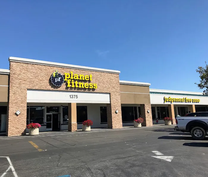 Planet Fitness Picture 9