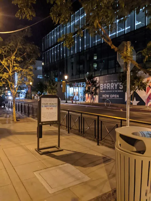 Barry's Santana Row Picture 7