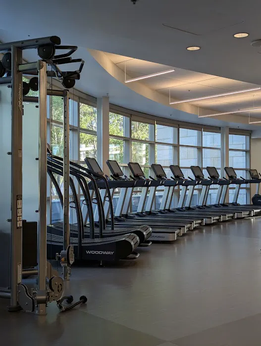 Moffett Towers Club Picture 3