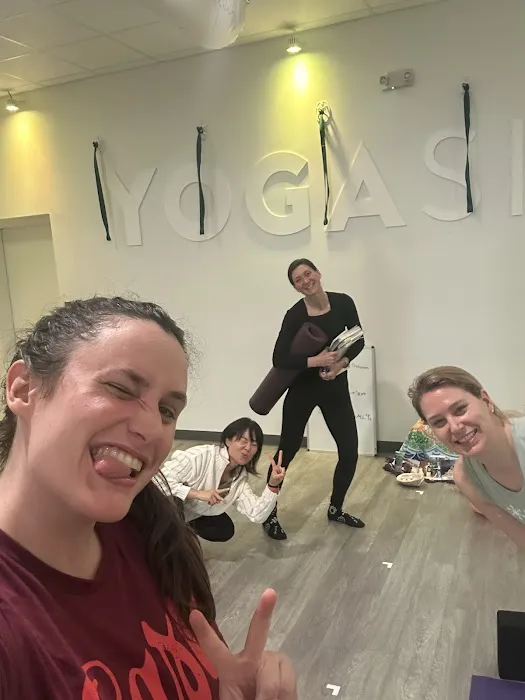 YogaSix Sunnyvale Picture 1