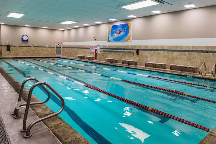 24 Hour Fitness Picture 8