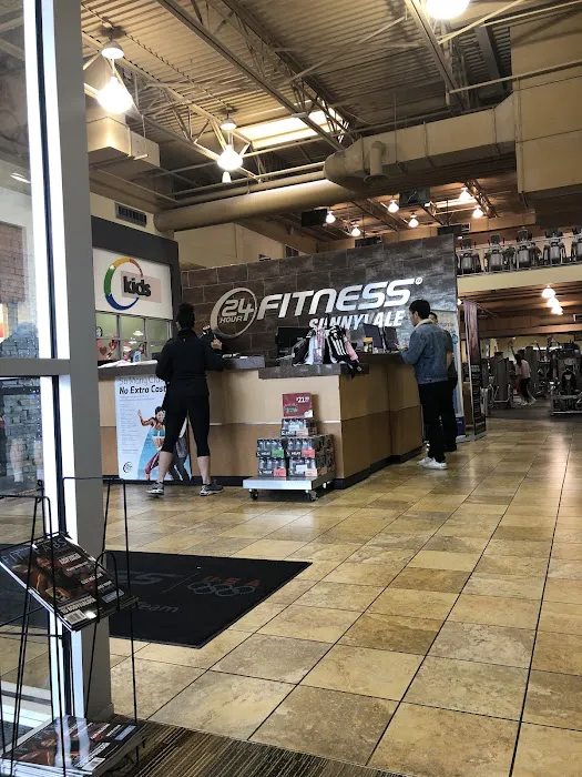 24 Hour Fitness Picture 6