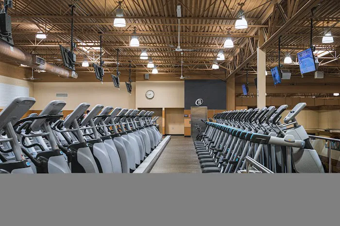 24 Hour Fitness Picture 1