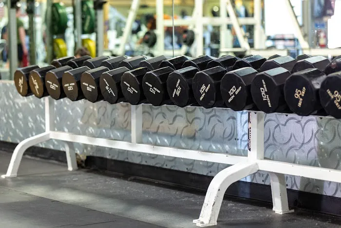 24 Hour Fitness Picture 10