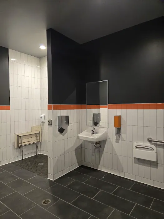 Crunch Fitness - Winchester Picture 2