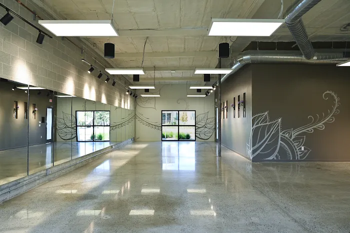 Crave Yoga Picture 2