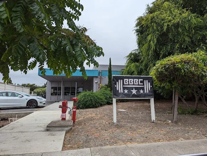 Boss Barbell Club Picture 8