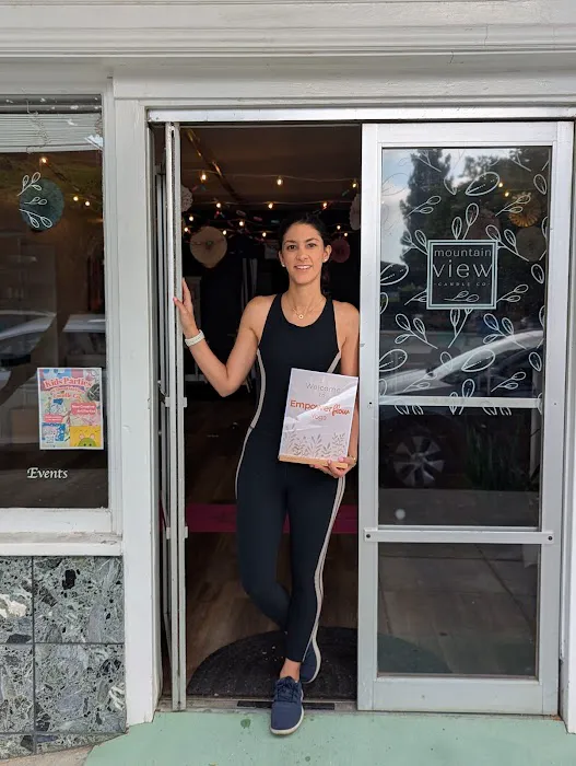 EmpowerFlow Yoga Picture 2