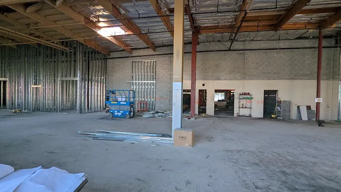 24 Hour Fitness Picture 7