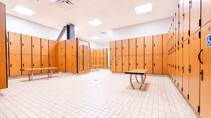 24 Hour Fitness Picture 1