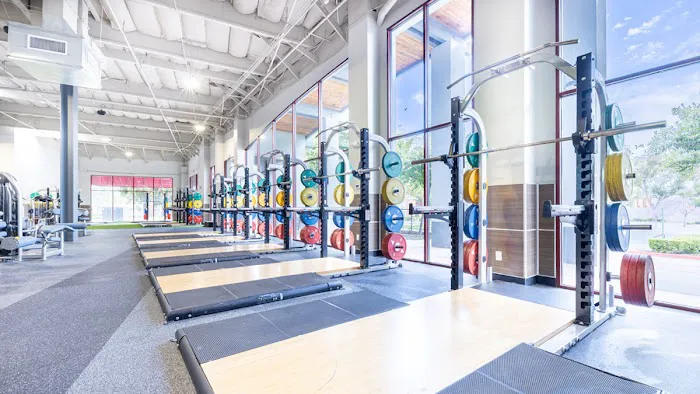 24 Hour Fitness Picture 5