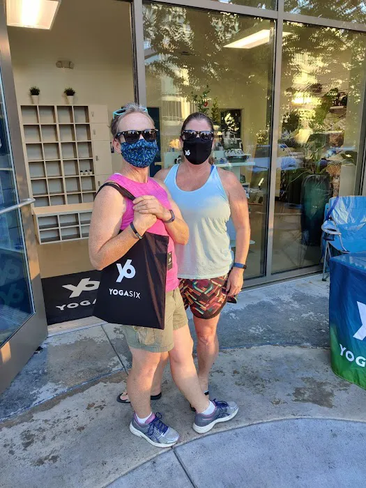 YogaSix Mountain View Picture 10