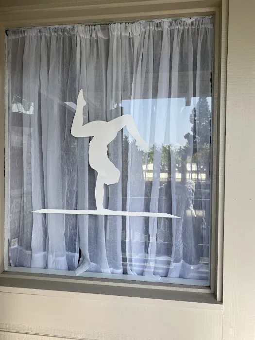 Pilates with Keni Picture 3