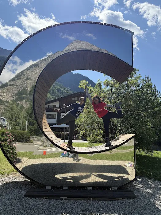 Yoga4Wellness - Yoga/Stretch Studio Picture 8