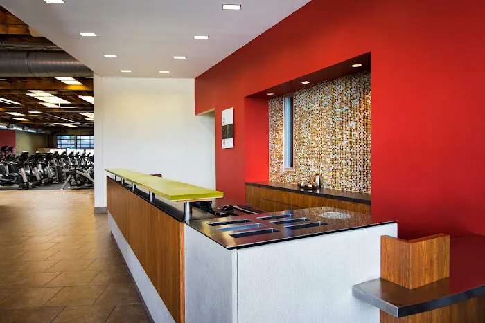 Equinox Palo Alto Picture 4